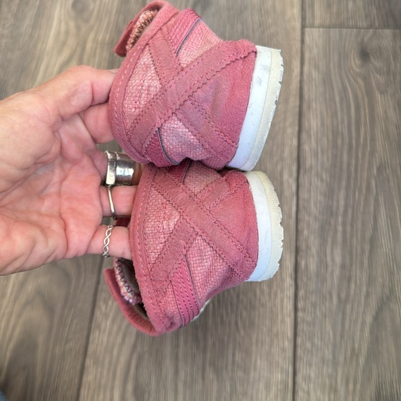 Onitsuka Tiger Pink Casual Sneakers size 9.5 - Picture 4 of 10